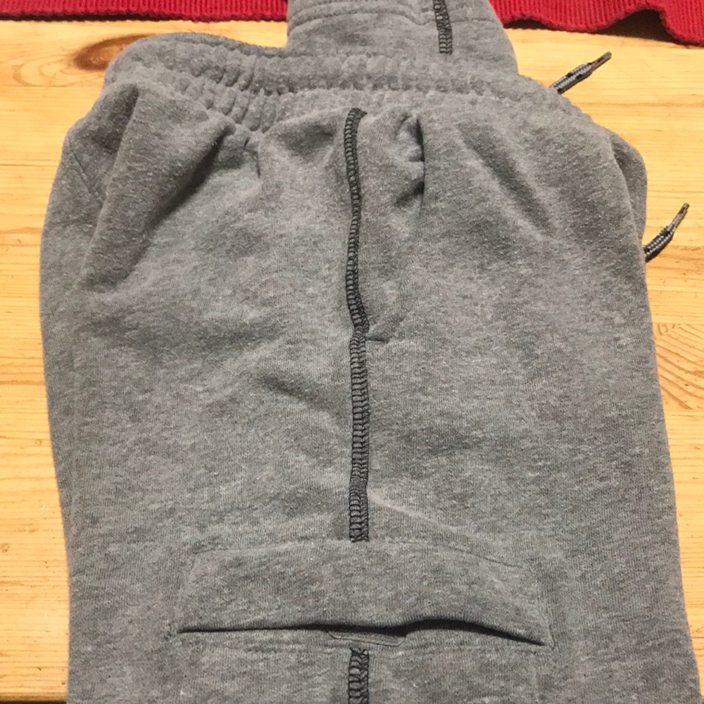 Boys sweatpants, size M (8)